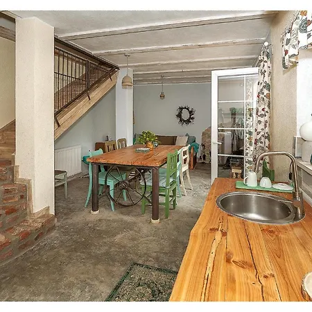 Kozy I Roze 팜스테이 Oldrzychowice Klodzkie