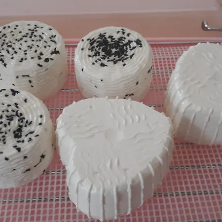 Kozy I Roze Oldrzychowice Klodzkie