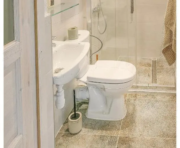 Kozy I Roze Oldrzychowice Klodzkie